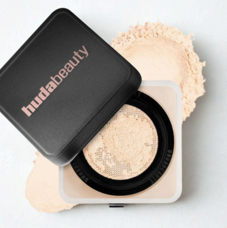 CORRECTO HUDA BEAUTY